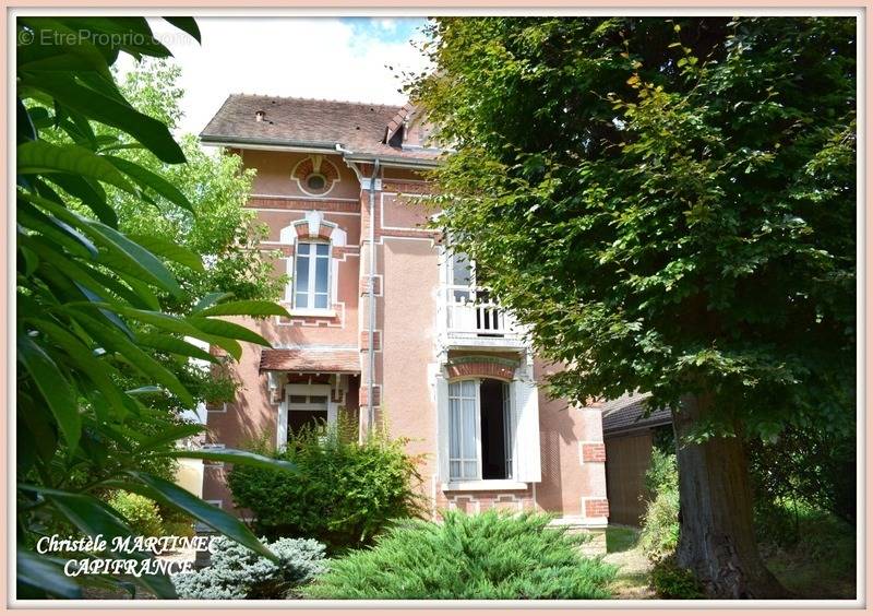 Maison à AIX-EN-OTHE