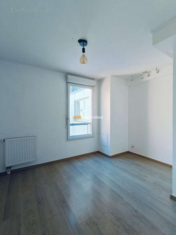 Appartement à AUBERVILLIERS