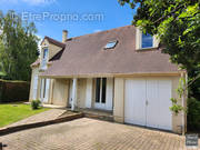 Maison à SAINT-REMY-LES-CHEVREUSE