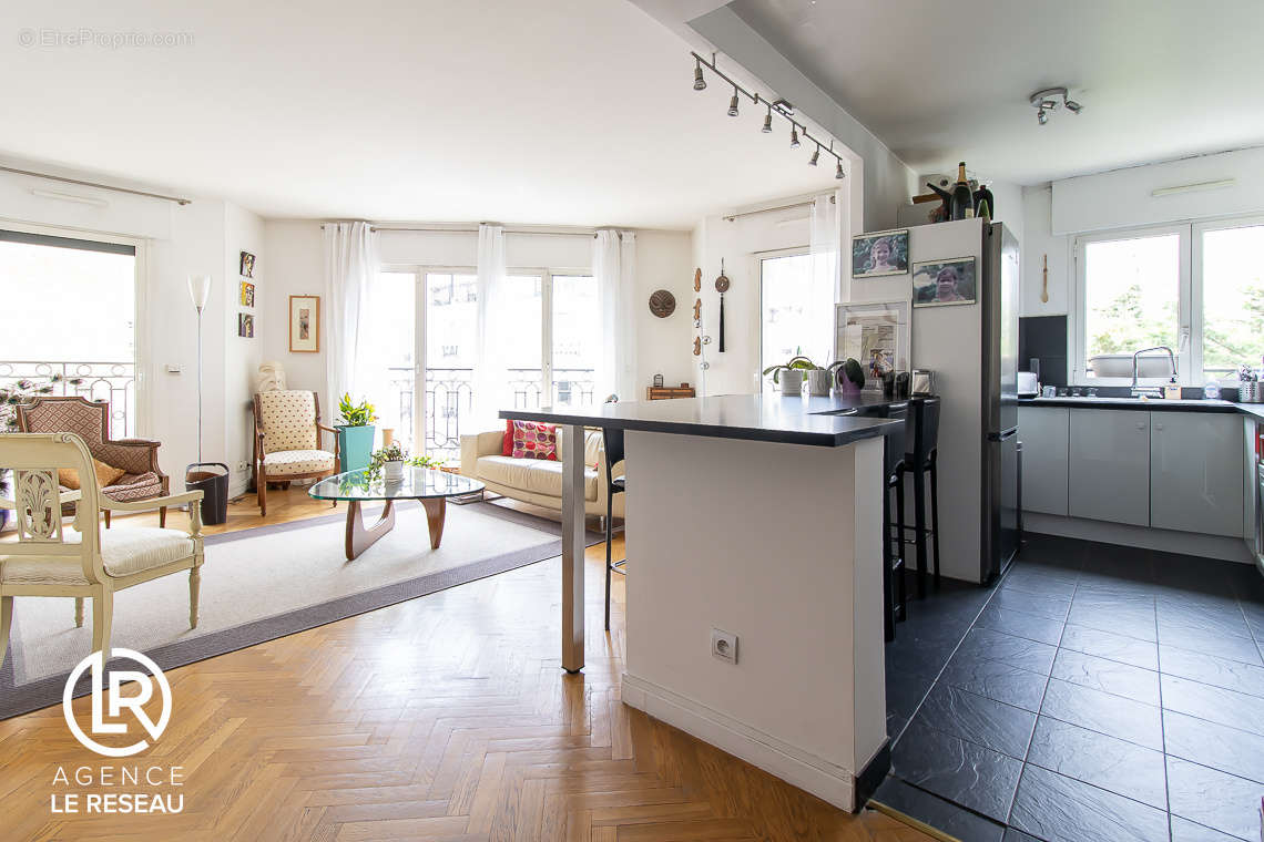 Appartement à LEVALLOIS-PERRET