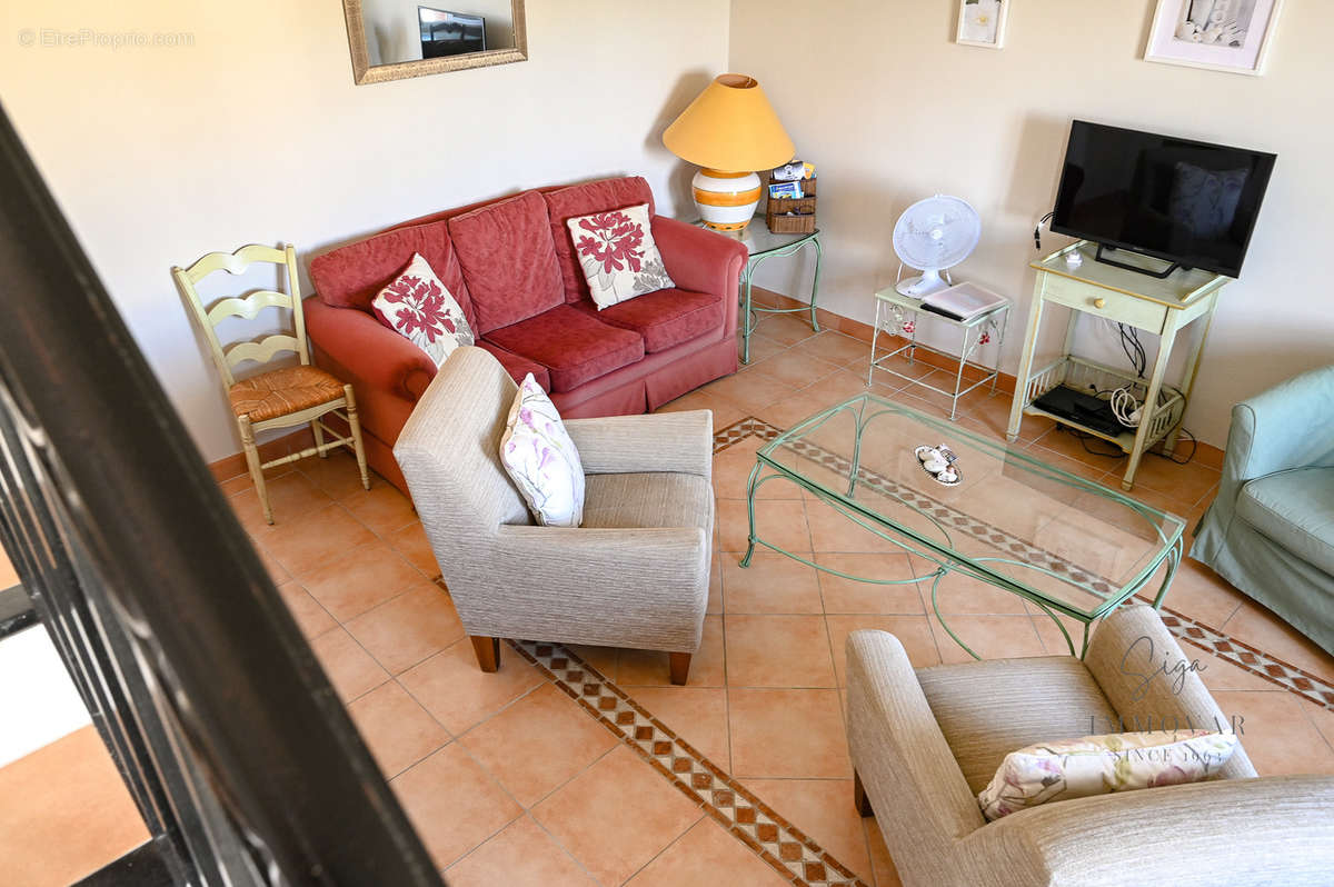 Appartement à SAINT-CYR-SUR-MER