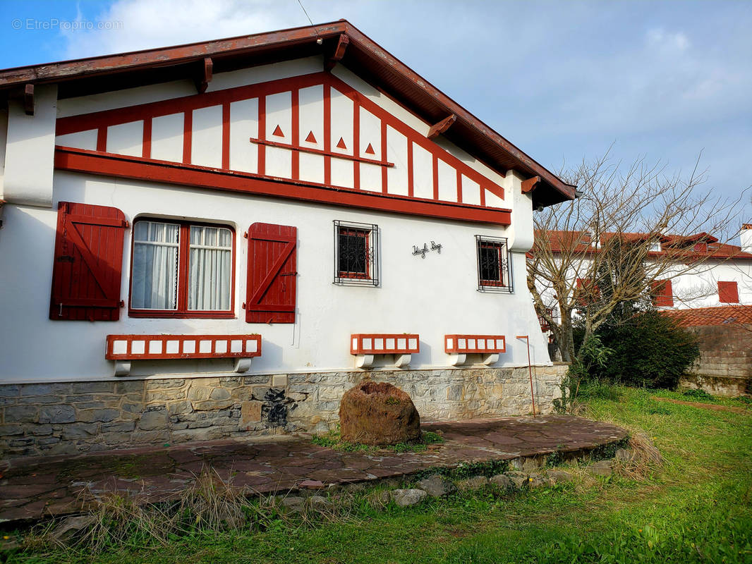 Appartement à CIBOURE