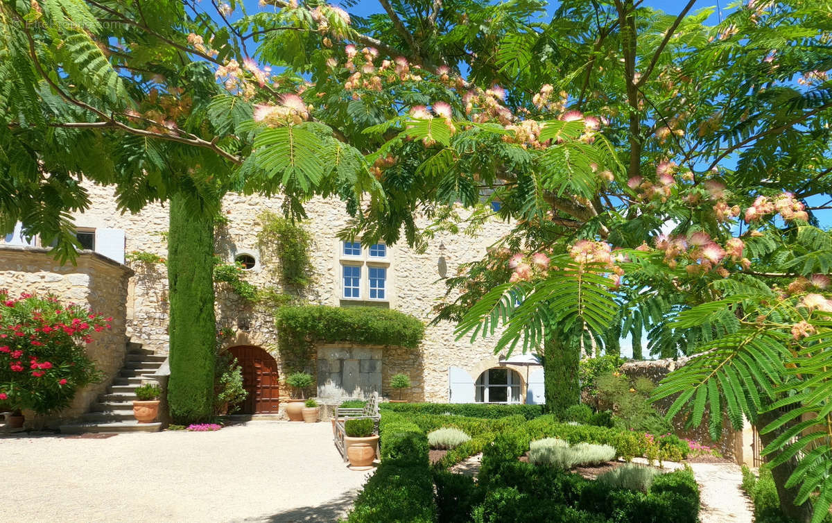 Maison à UZES