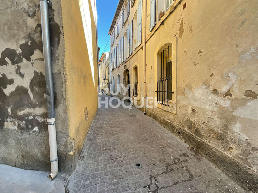 Appartement à L&#039;ISLE-SUR-LA-SORGUE