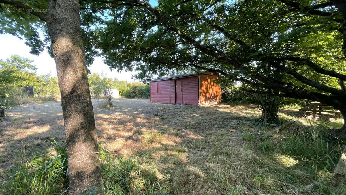 Terrain à BONNEVAL