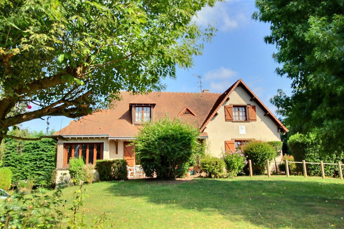 Maison à NOGENT-LE-ROI