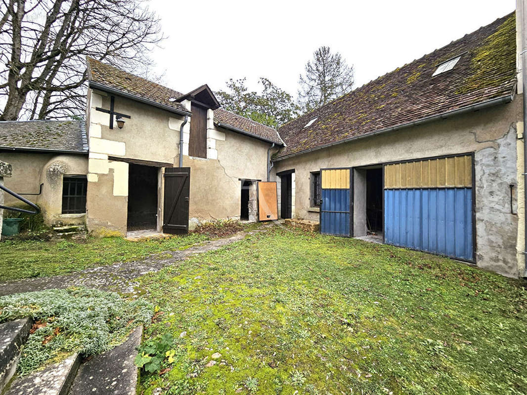 Maison à CHATILLON-SUR-INDRE