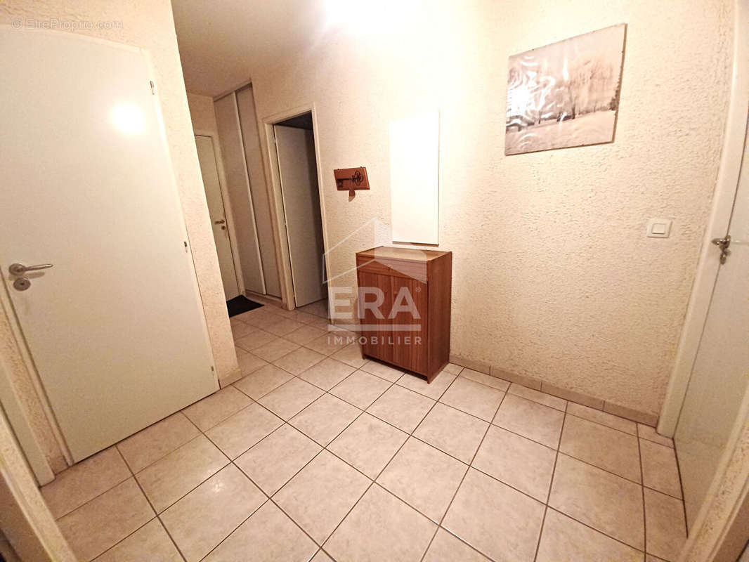 Appartement à AMNEVILLE