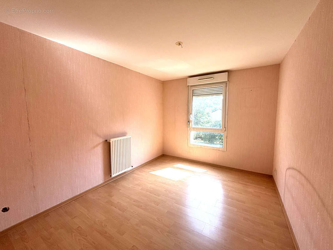 Appartement à AMNEVILLE