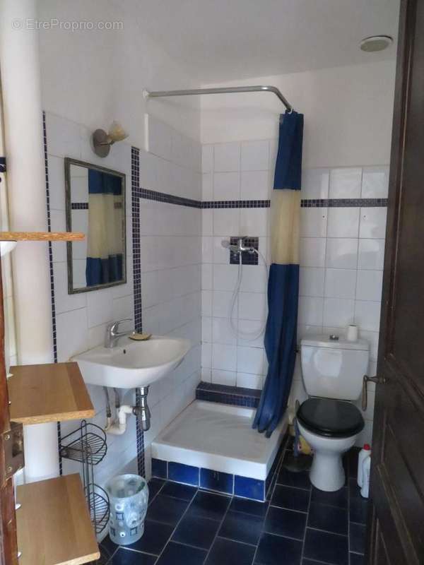   - Appartement à DRAGUIGNAN