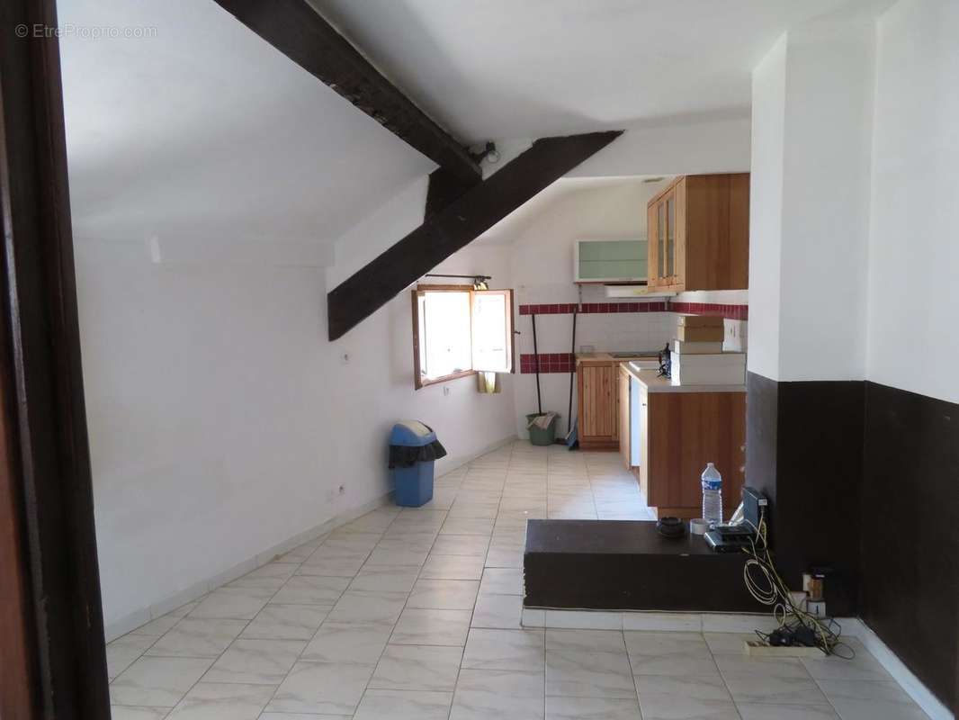   - Appartement à DRAGUIGNAN