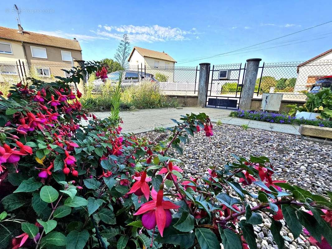 Maison à CONFLANS-EN-JARNISY