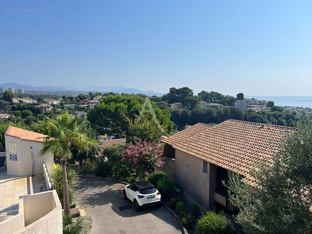 Appartement à VILLENEUVE-LOUBET