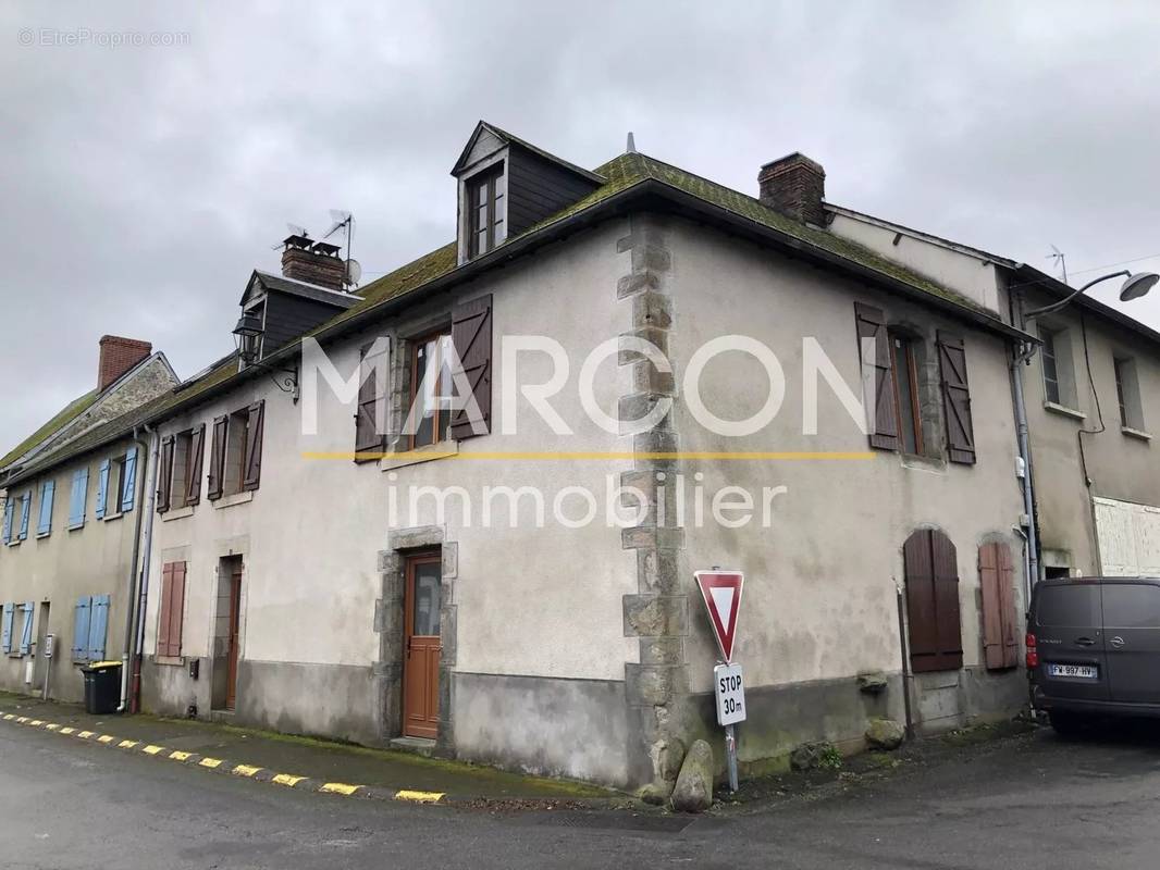 Maison à LE GRAND-BOURG