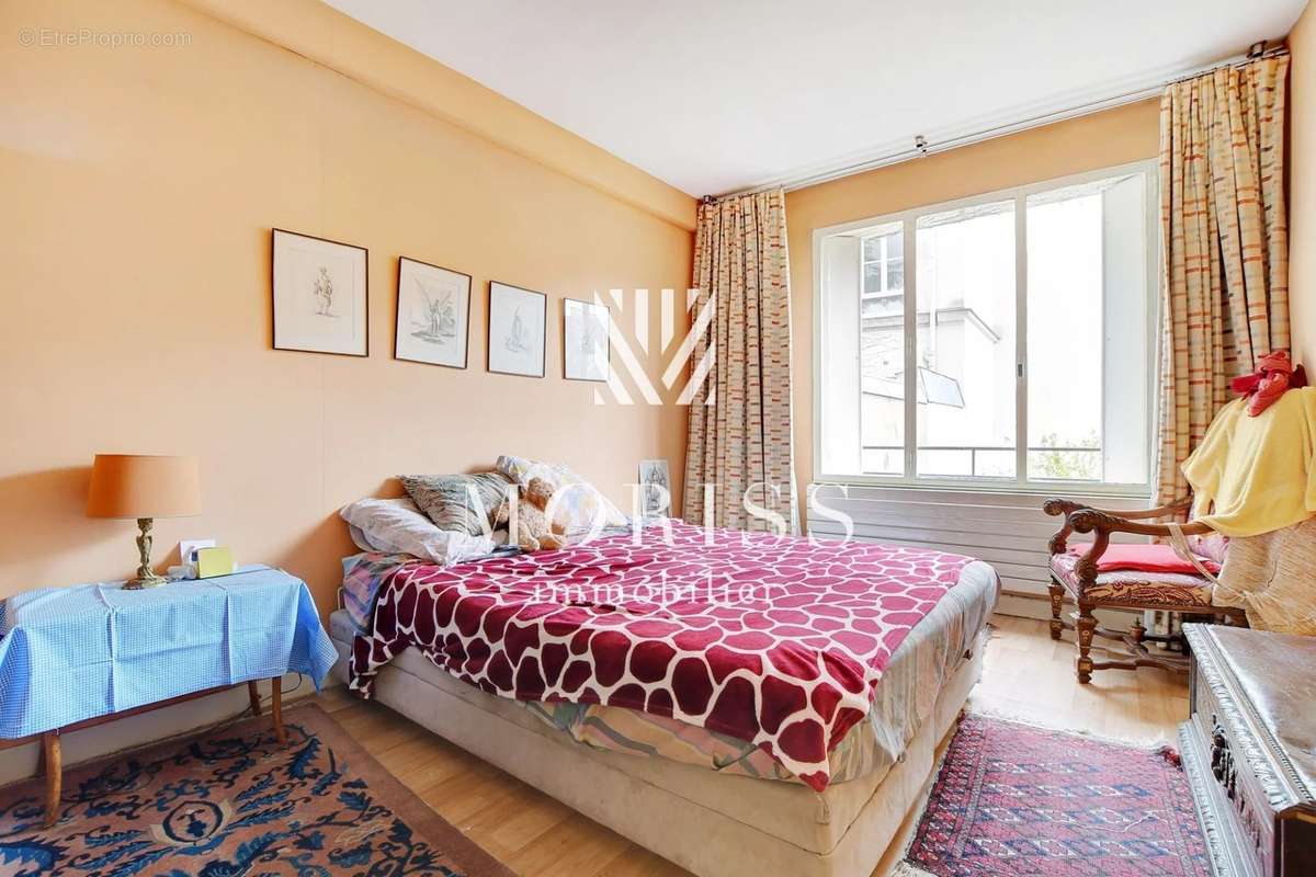 Appartement à PARIS-5E