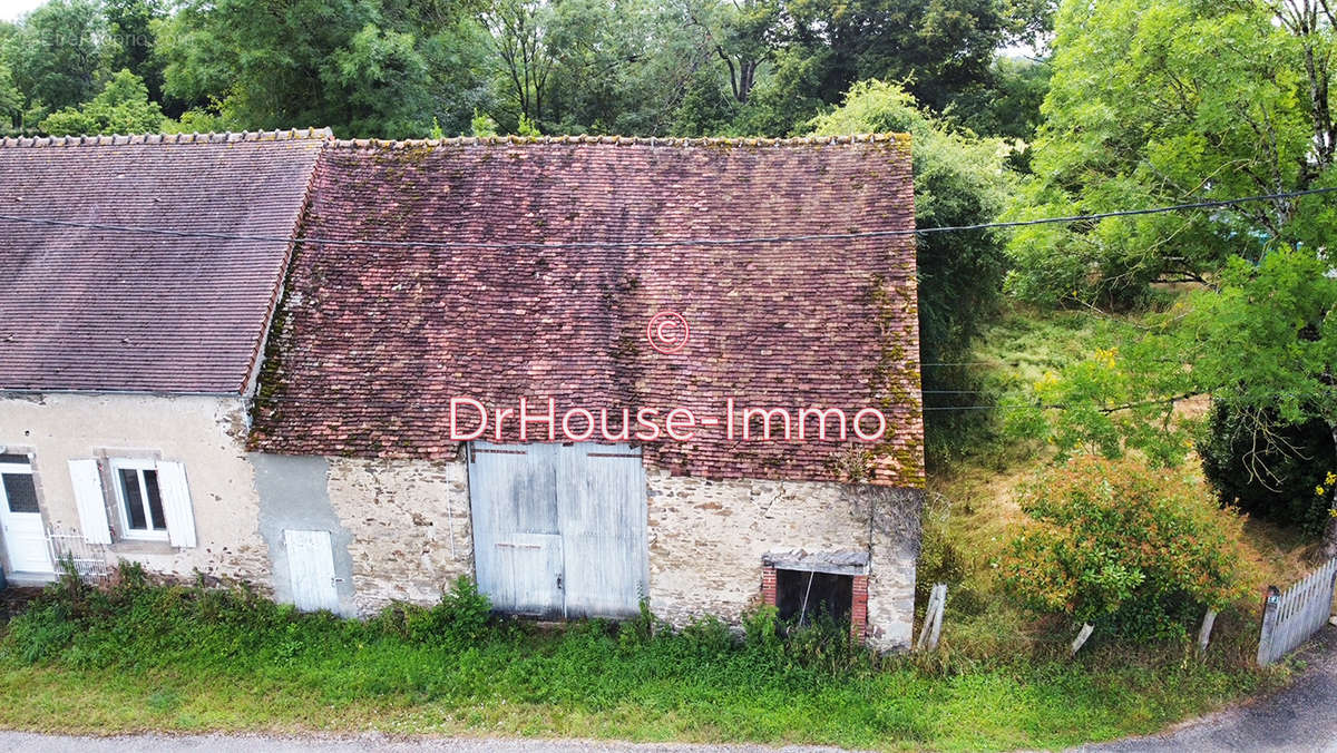 Maison à PARNAC