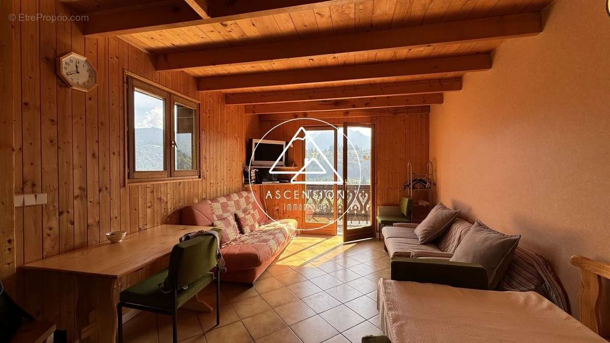 Appartement à LA COTE-D&#039;ARBROZ