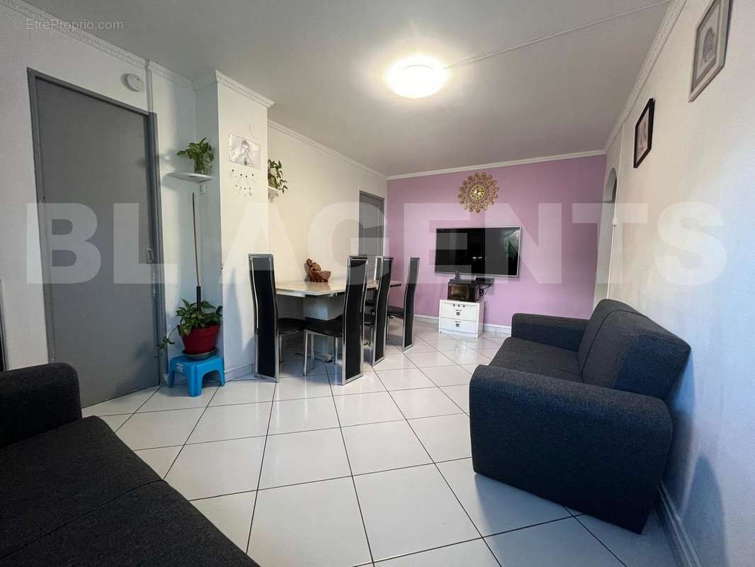 sejour 2 - Appartement à BAGNOLET