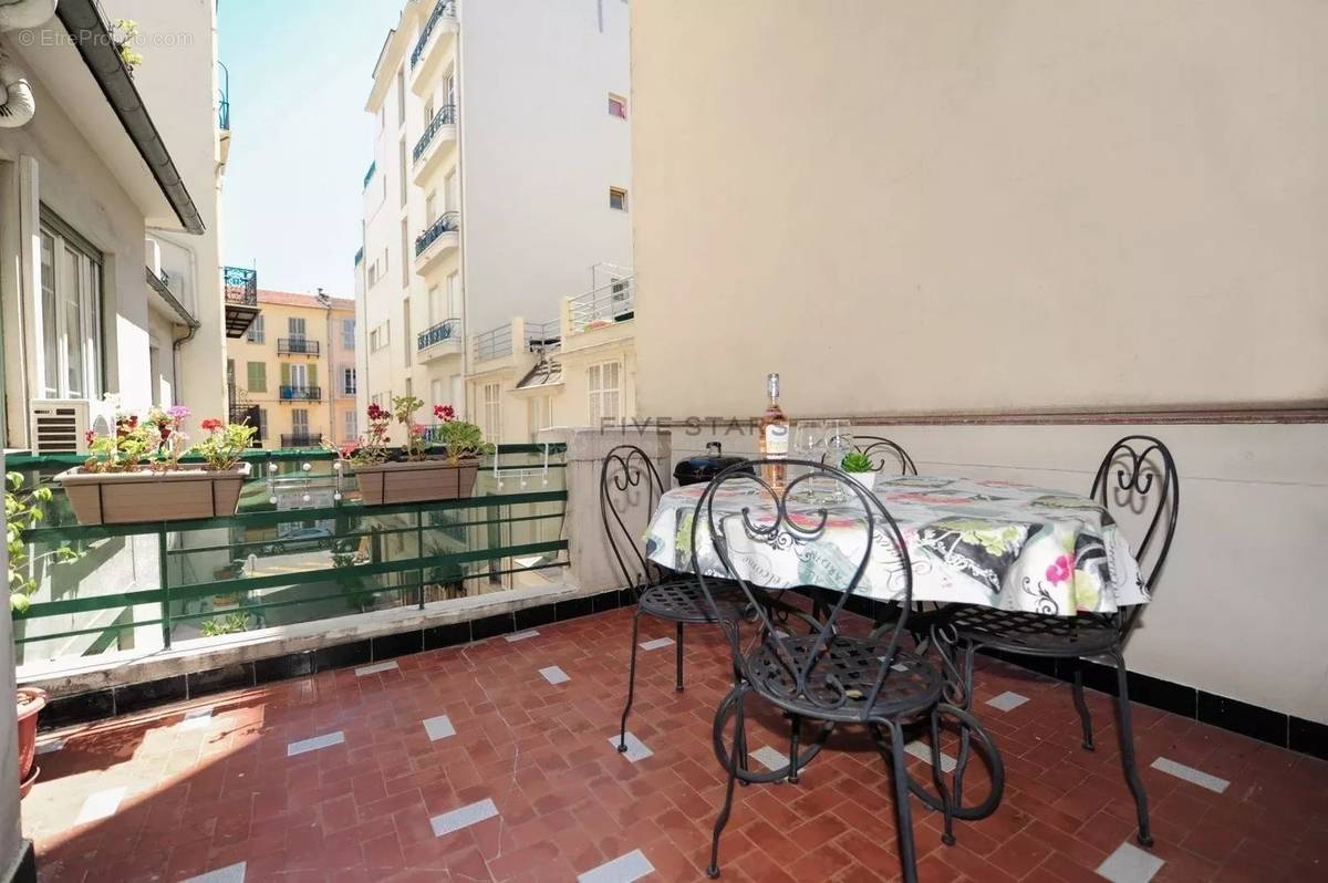 Appartement à NICE