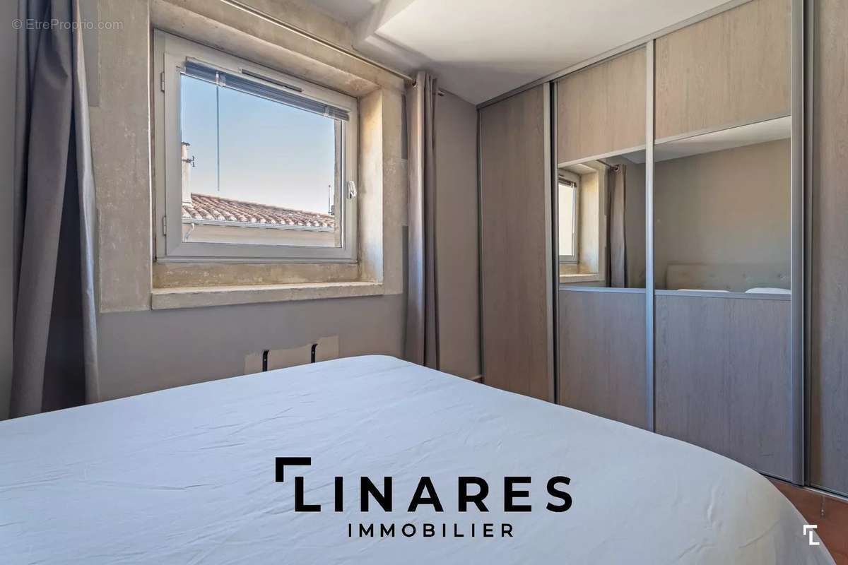 Appartement à MARSEILLE-1E