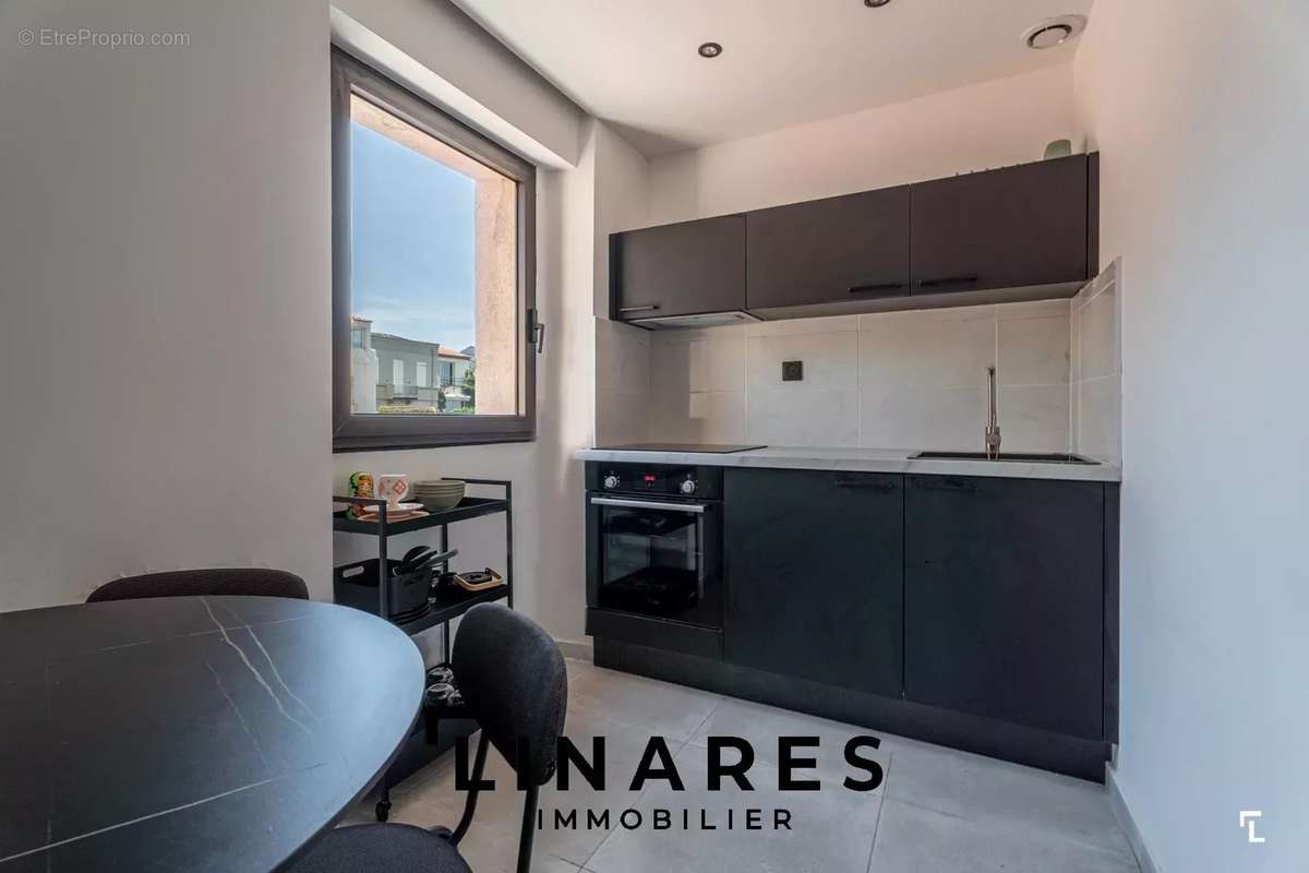 Appartement à MARSEILLE-8E