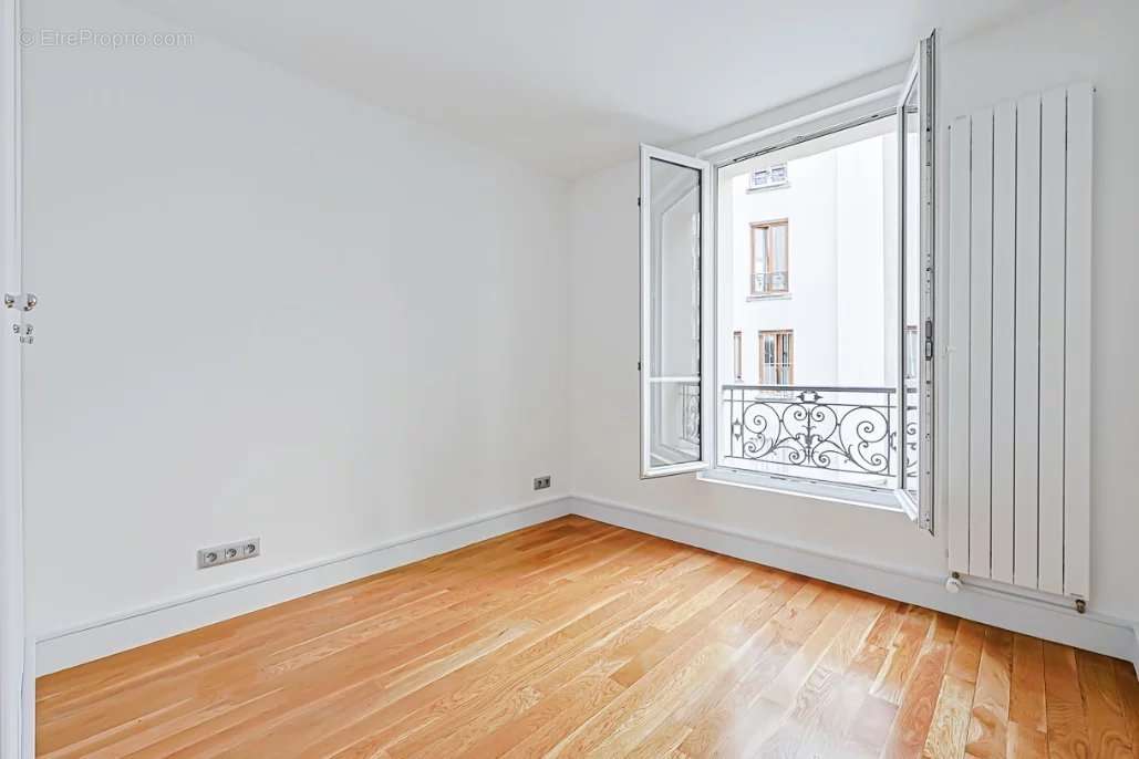 Appartement à PARIS-19E