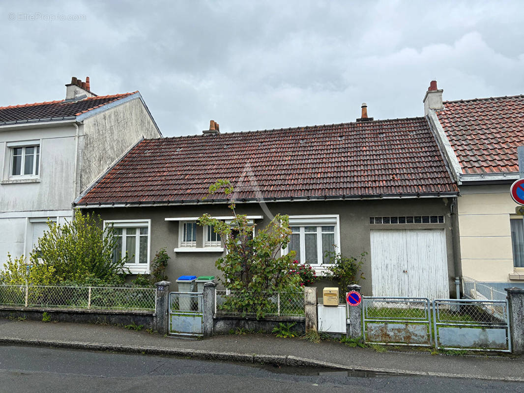 Maison à SAINTE-LUCE-SUR-LOIRE