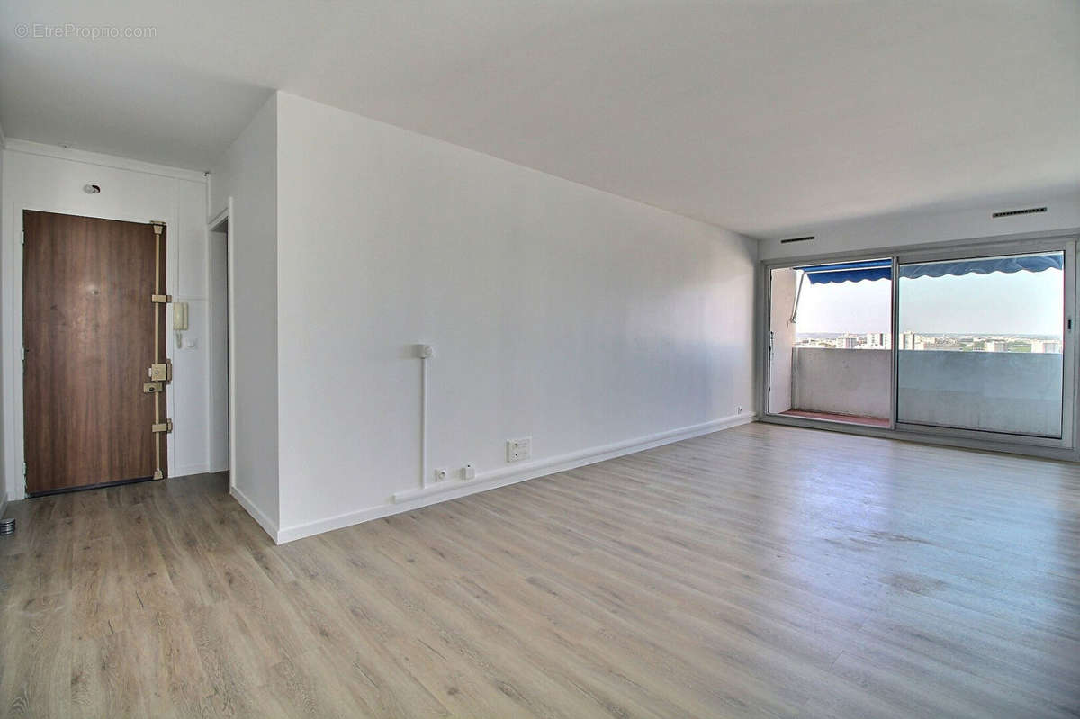 Appartement à COLOMBES