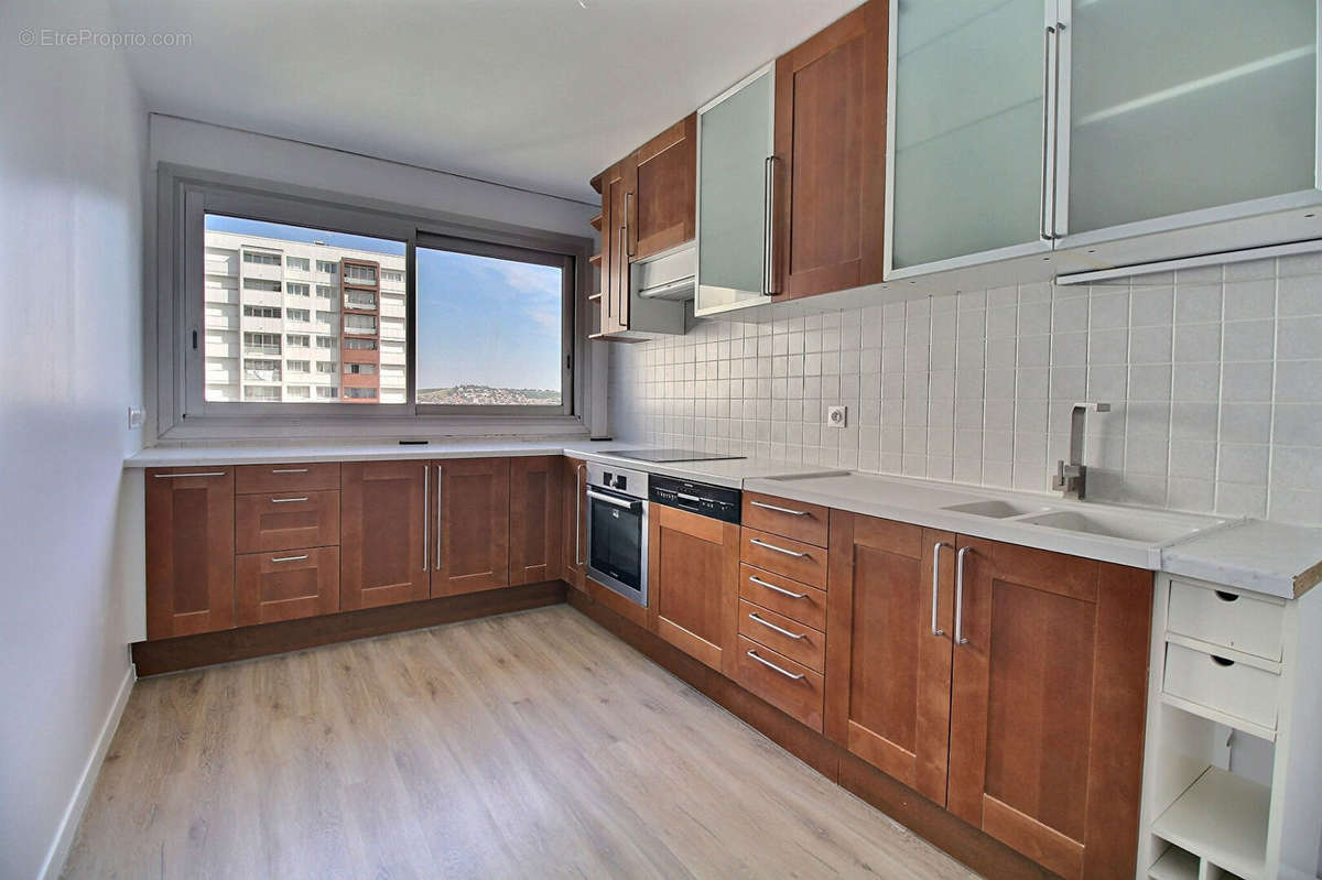 Appartement à COLOMBES