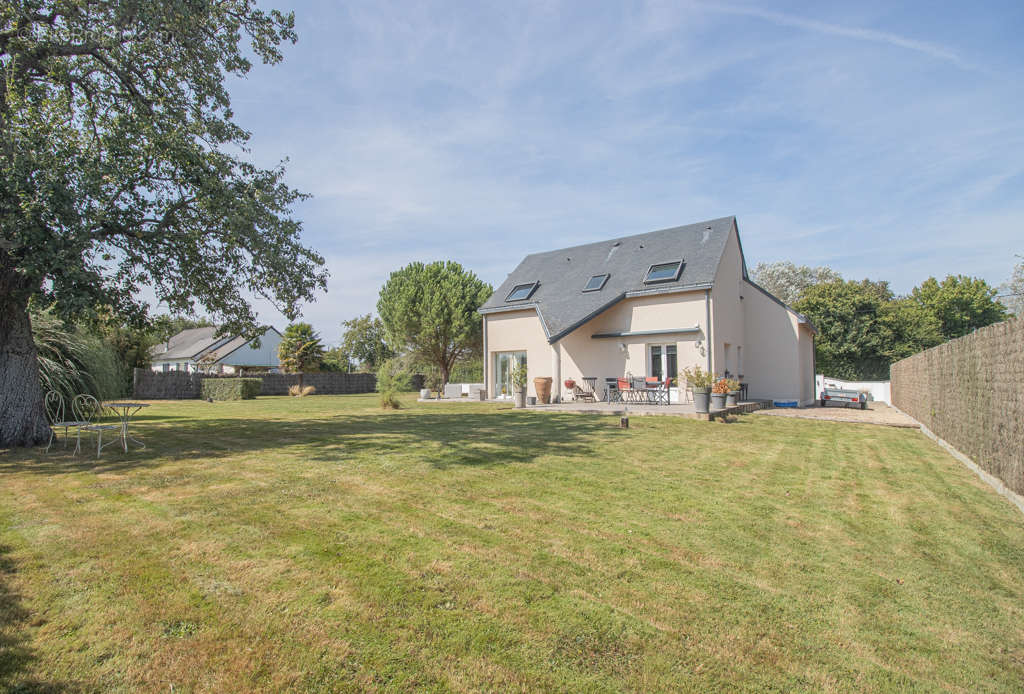 Maison à SOULAINES-SUR-AUBANCE