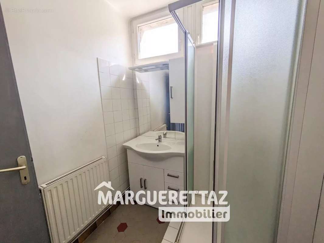 Appartement à CLUSES