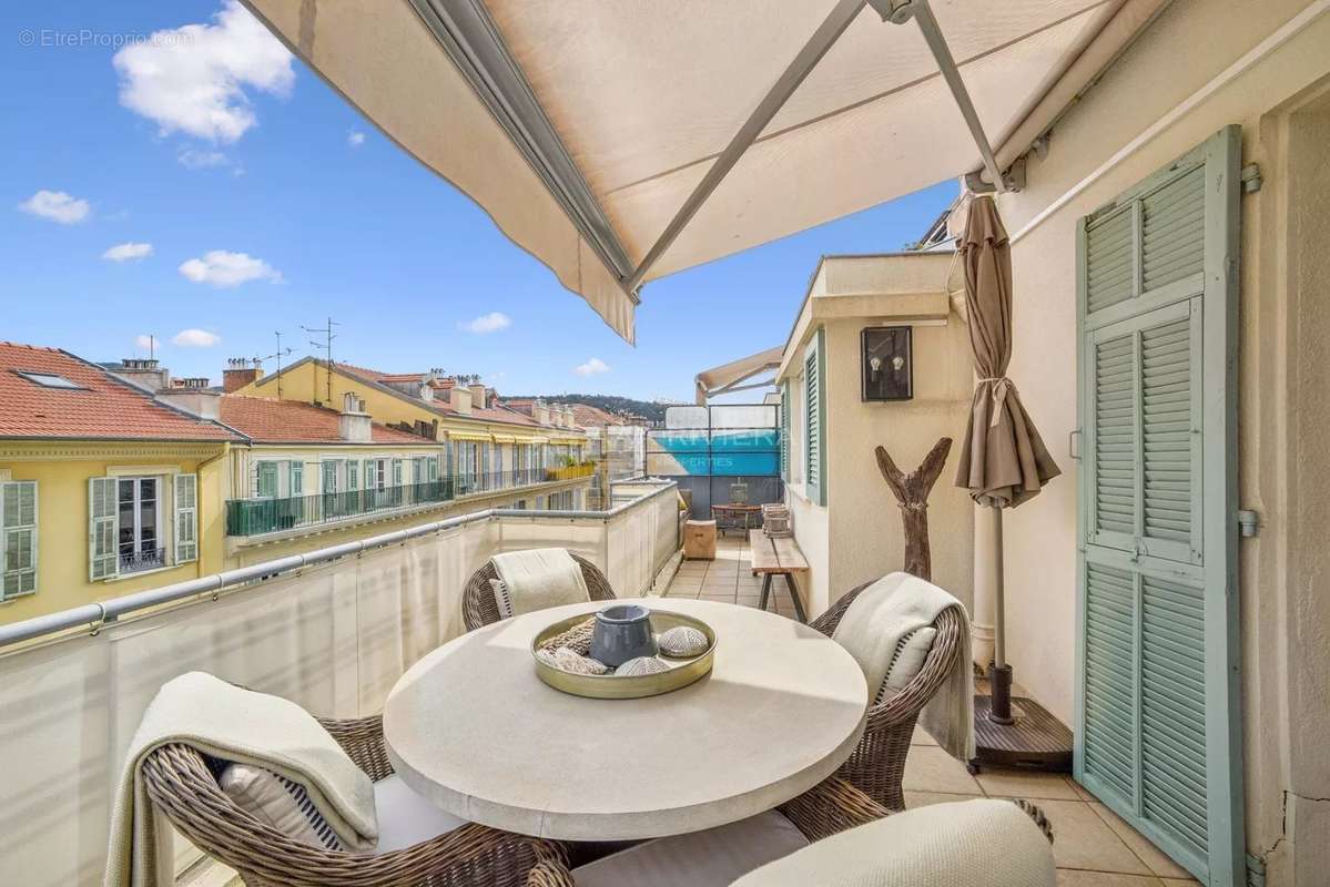 Appartement à NICE