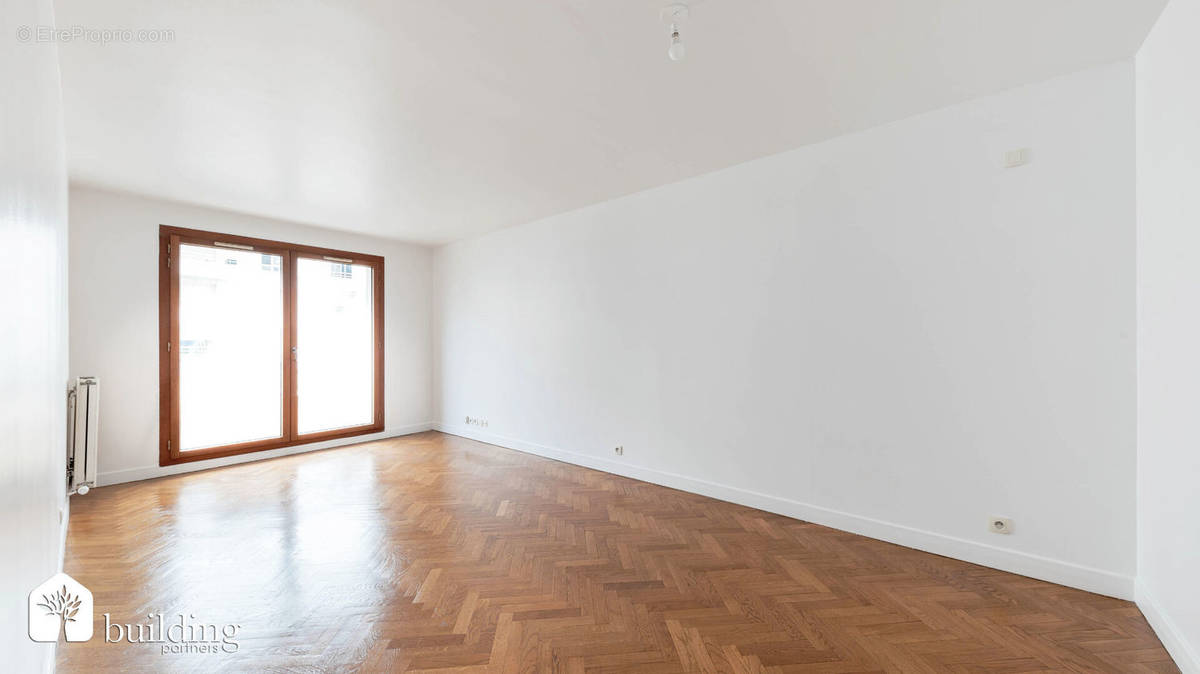 Appartement à LEVALLOIS-PERRET