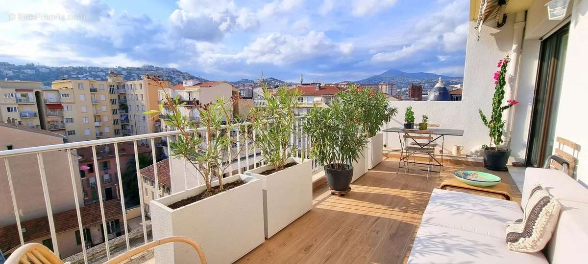 Appartement à NICE