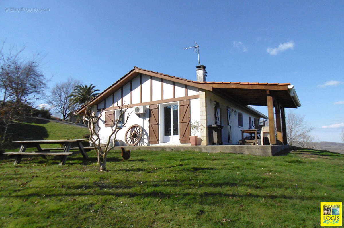 Maison à GUICHE