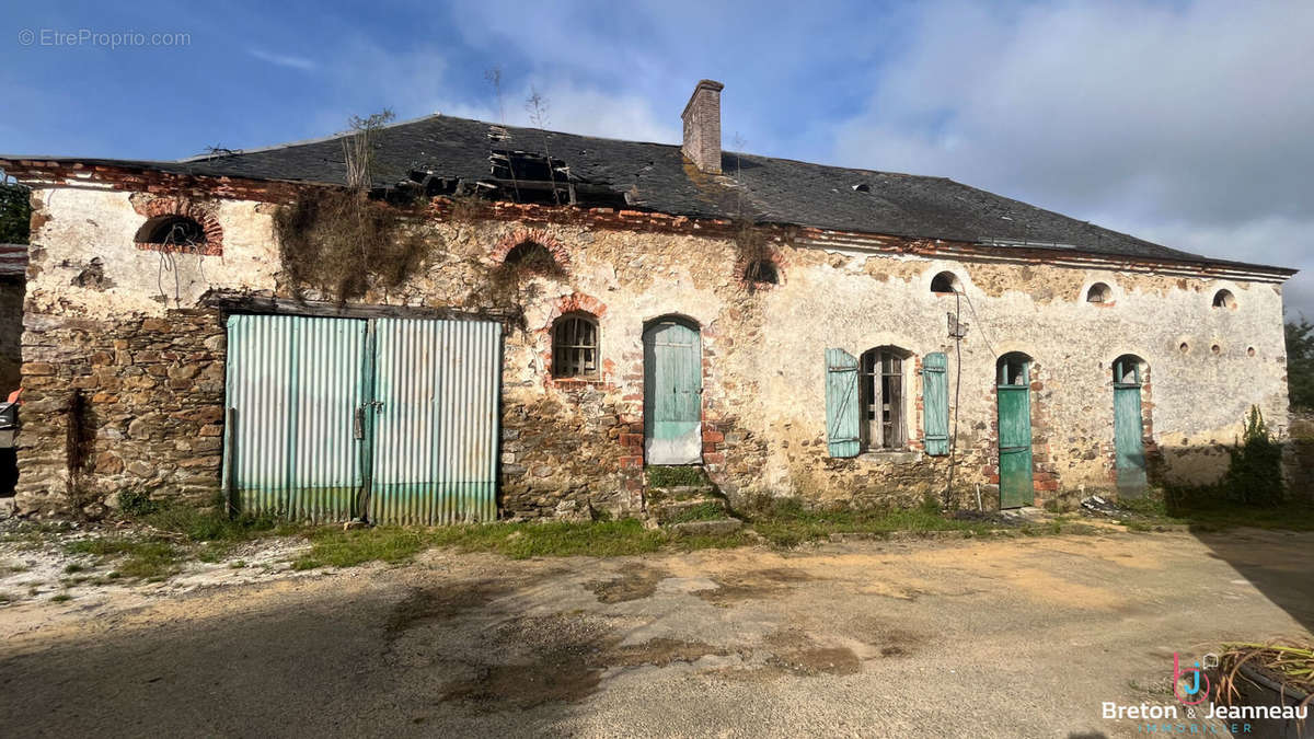 Maison à SAINT-BERTHEVIN