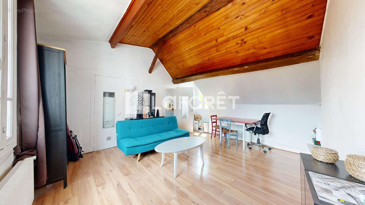 Appartement à NANTERRE