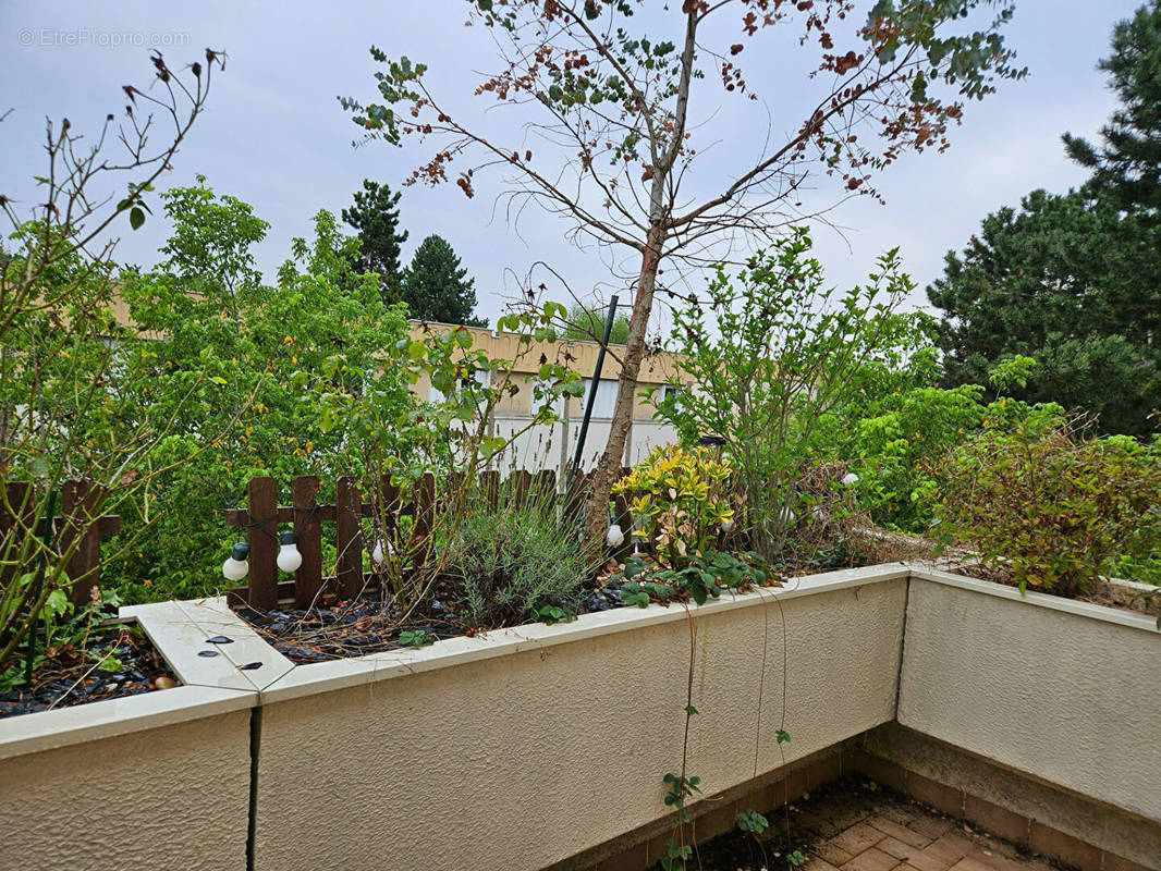 Appartement à MONTIGNY-LE-BRETONNEUX