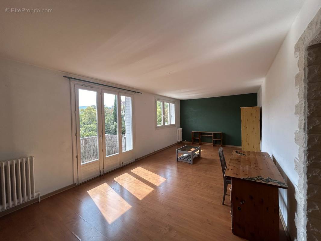 Appartement à PRIVAS