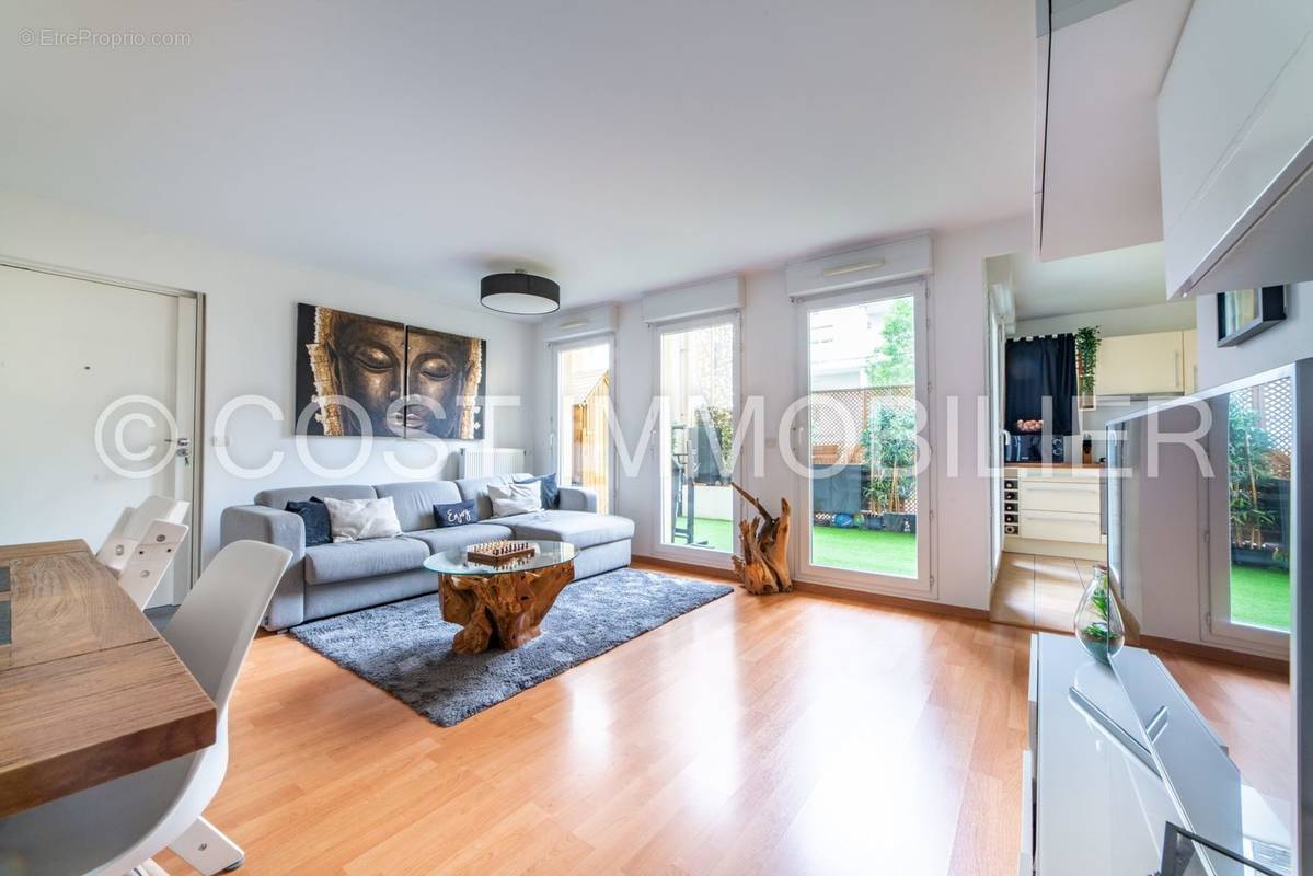 Appartement à GENNEVILLIERS