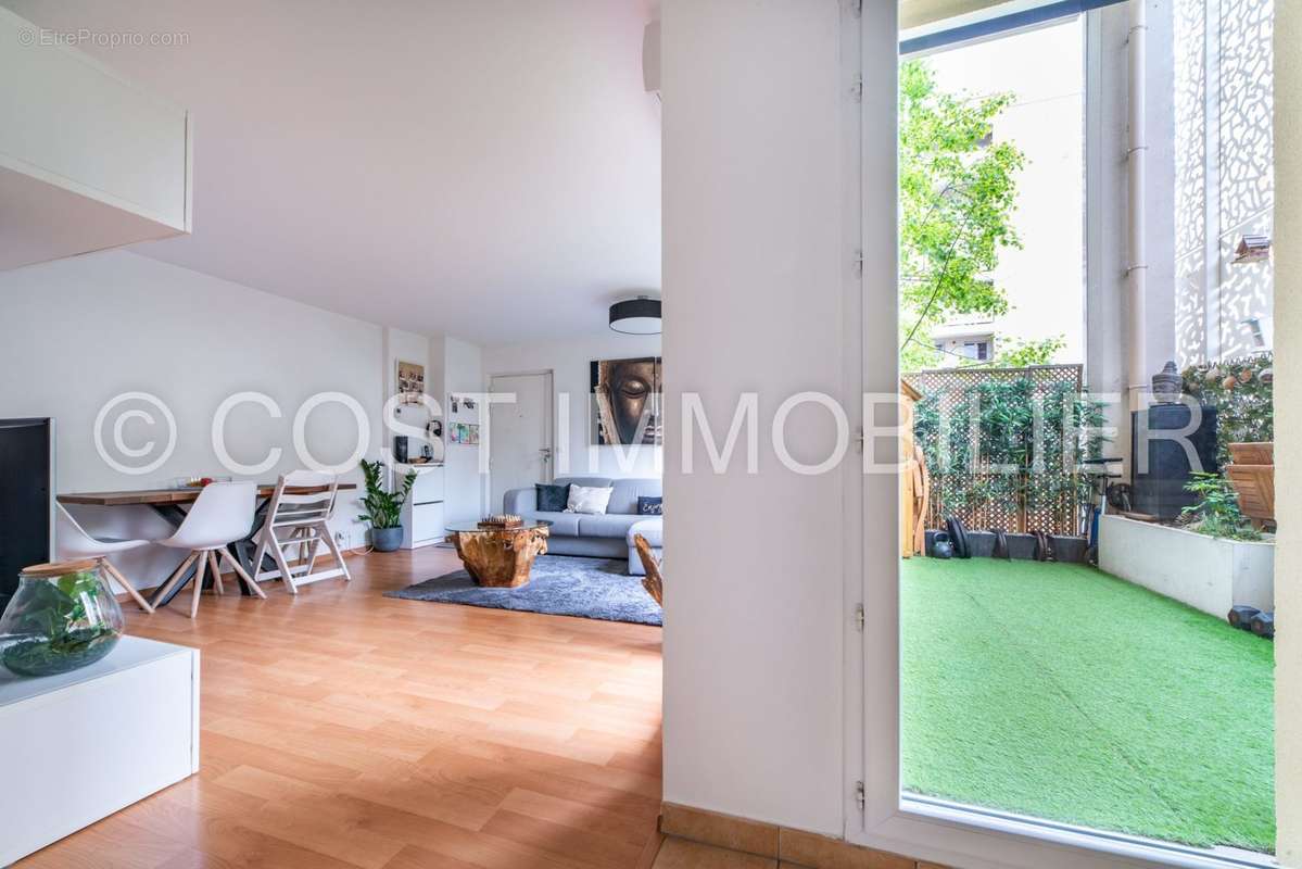 Appartement à GENNEVILLIERS