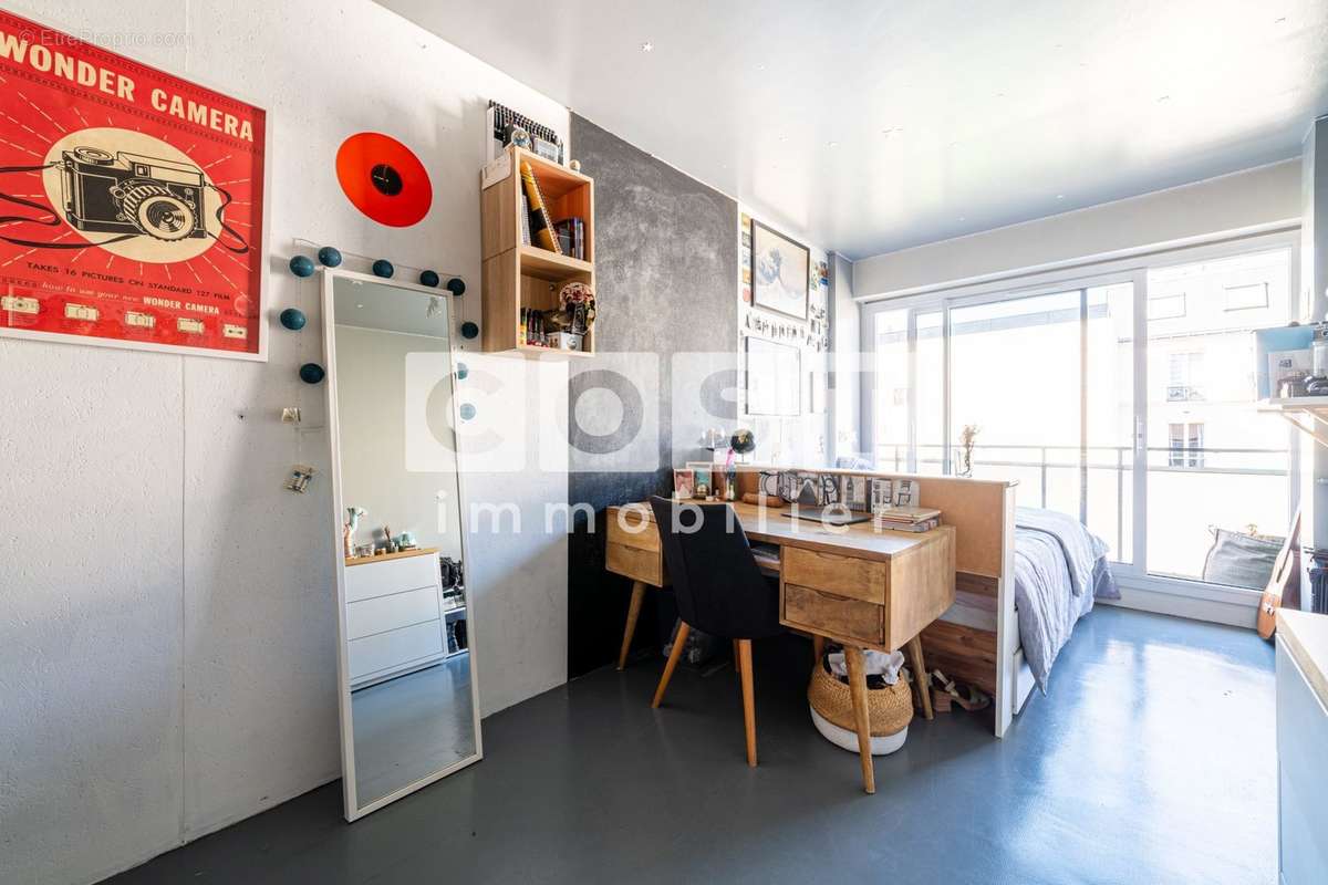 Appartement à PARIS-17E