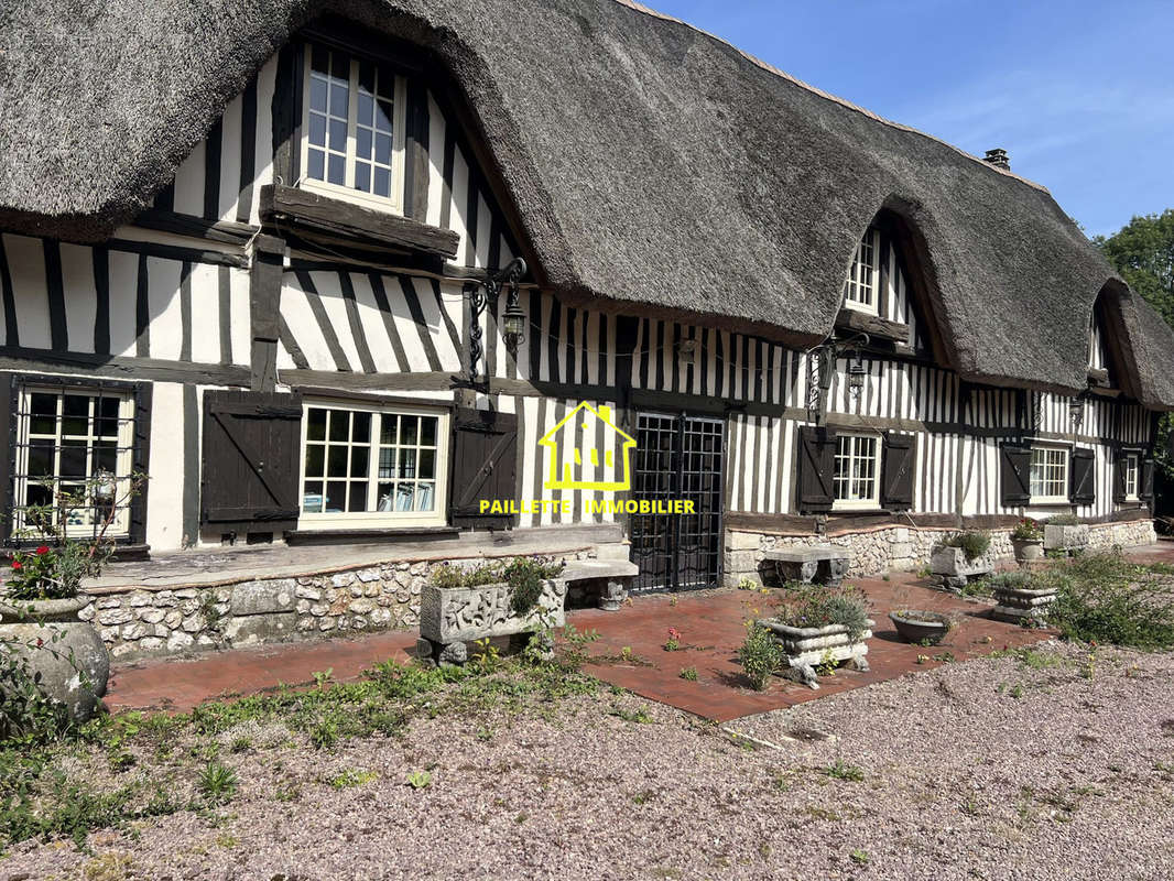 Maison à SAINT-ROMAIN-DE-COLBOSC