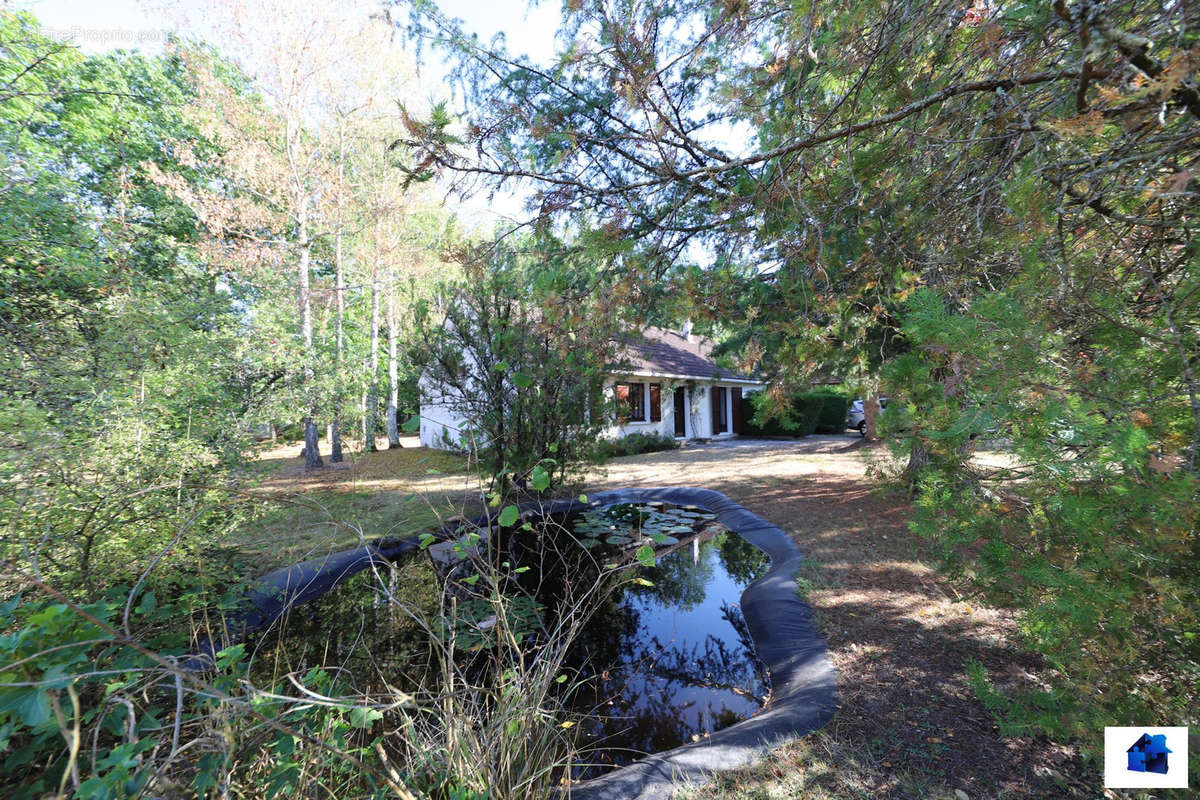 Maison à NOGENT-SUR-VERNISSON