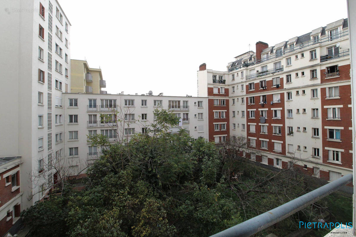 Appartement à AUBERVILLIERS