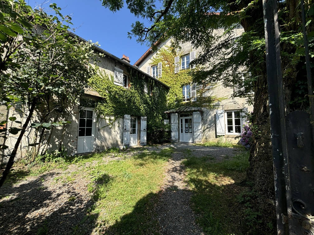 Maison à BOURGANEUF