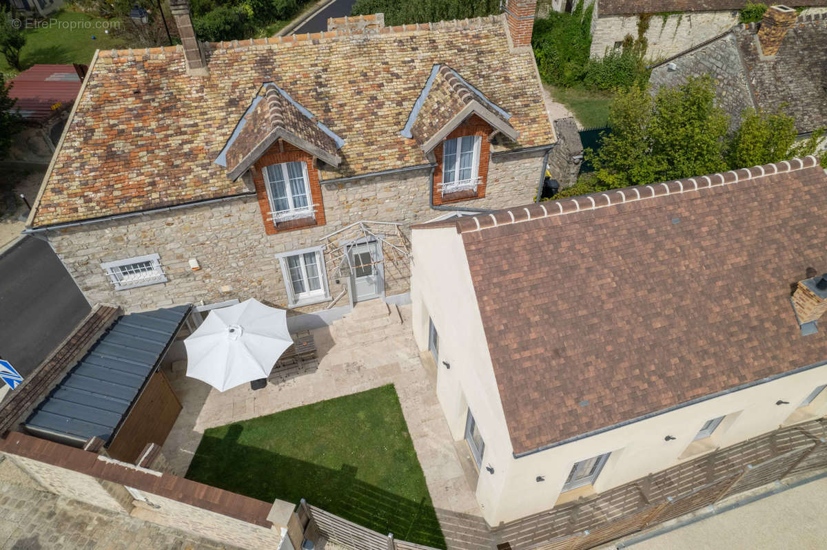 Maison à FONTAINEBLEAU