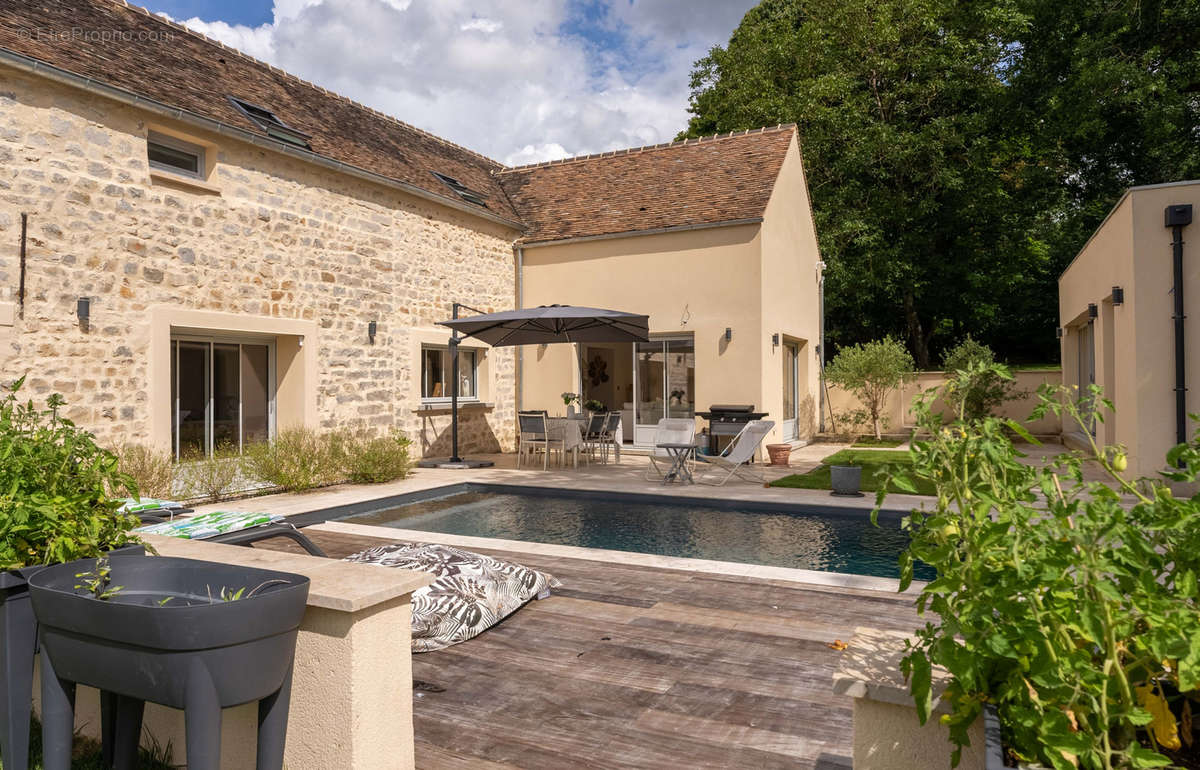 Maison à FONTAINEBLEAU