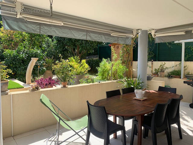 Appartement à ROQUEBRUNE-CAP-MARTIN