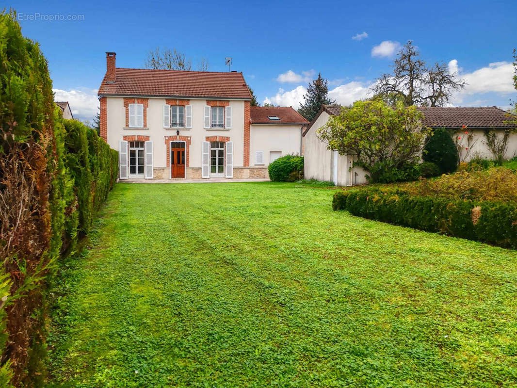 Maison à MAIRY-SUR-MARNE